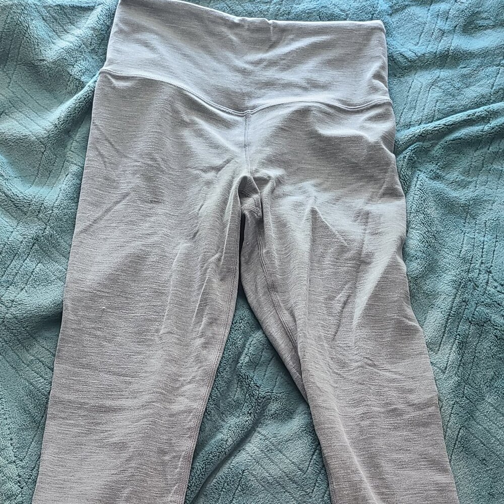 EUC Athleta Ultra High Rise Elation Leggings